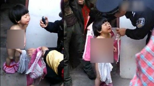 热水烫腿逼吃粪 3岁女遭狠母虐待 众网友愤怒声讨