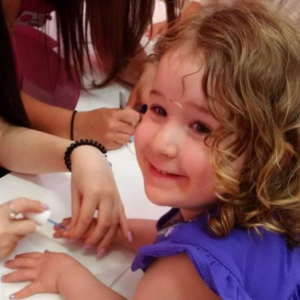 【后续报道】4岁女儿和父亲在响尾蛇保护区失踪数小时后尸体被找到是与前妻争夺监护权 35岁男子抱4岁女儿跳崖