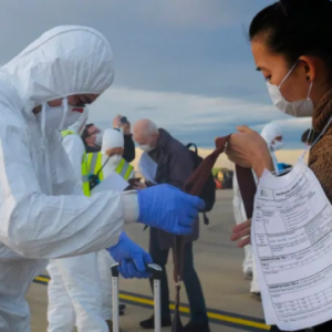 【最新消息】 由于天气状况恶劣 加拿大撤侨航班被推迟