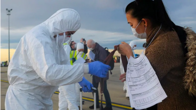 【最新消息】 由于天气状况恶劣 加拿大撤侨航班被推迟