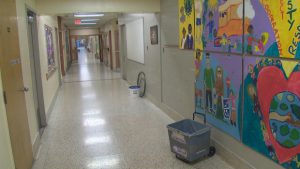 加拿大魁北克省建议重开学校托儿所让儿童感染,获群体免疫