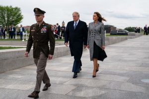 美国大选观察:特朗普狠批中国原因 女子指控拜登性侵并透露细节