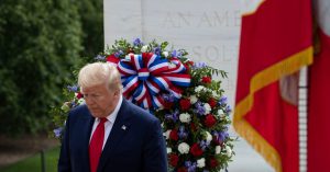 炸了,特朗普感染了新冠病毒? 危机真的来了