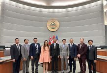 万锦市官员接待柬埔寨商务访问团