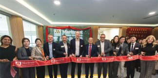 双喜临门共庆新程:宏泰金融乔迁新址暨安泰保险正式开业